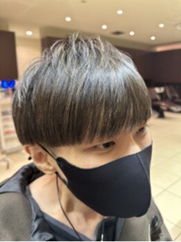 ナチュラルハイライト×マッシュ×コンケーブカット
